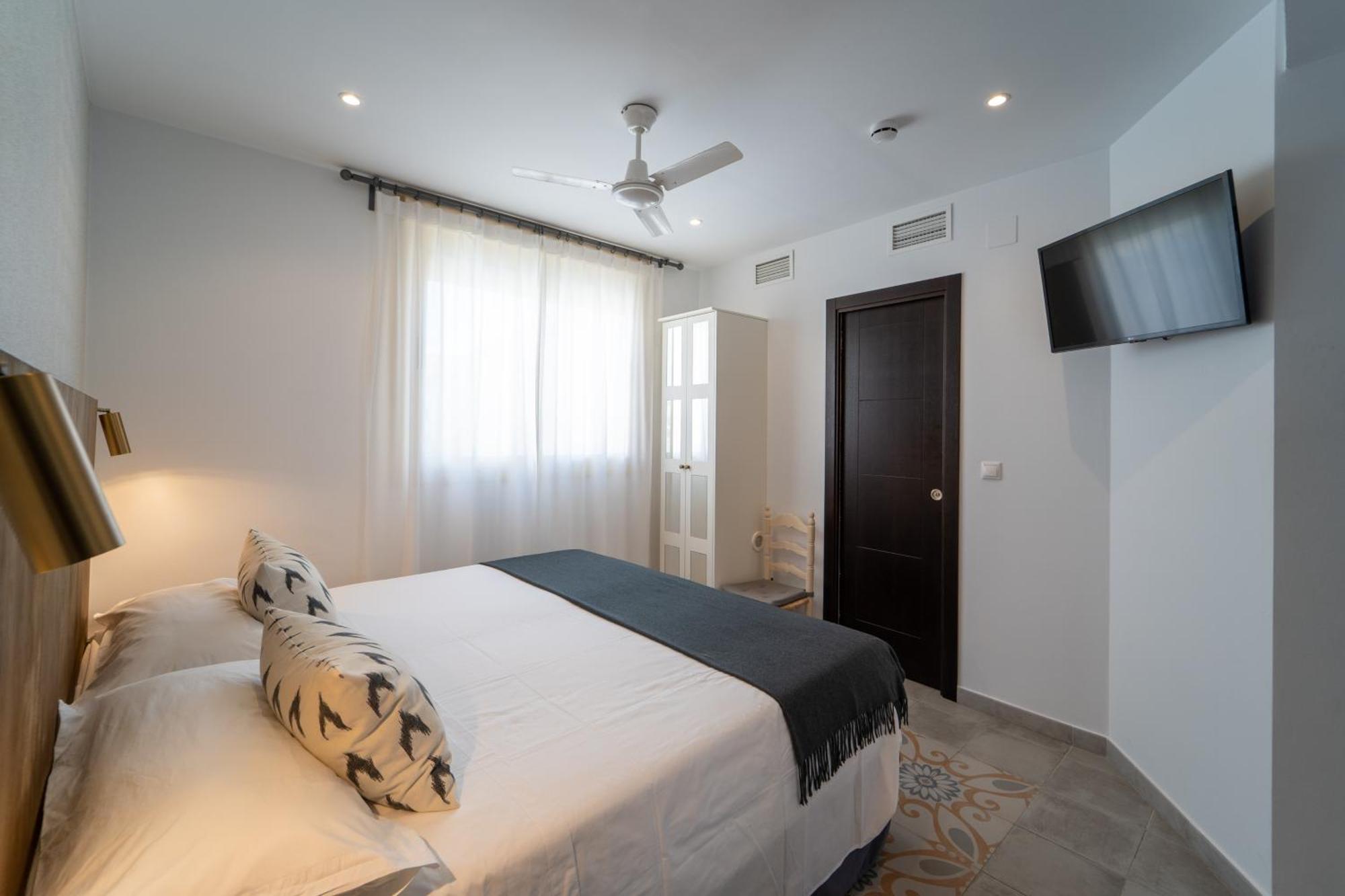 La Siesta De Picasso Hotell Málaga Eksteriør bilde